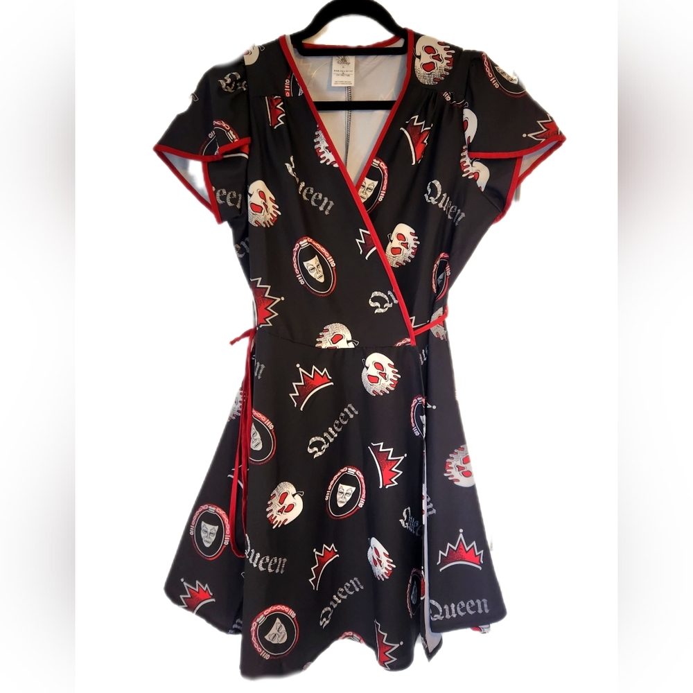 Womens Disney Evil Queens wrap dress- XL